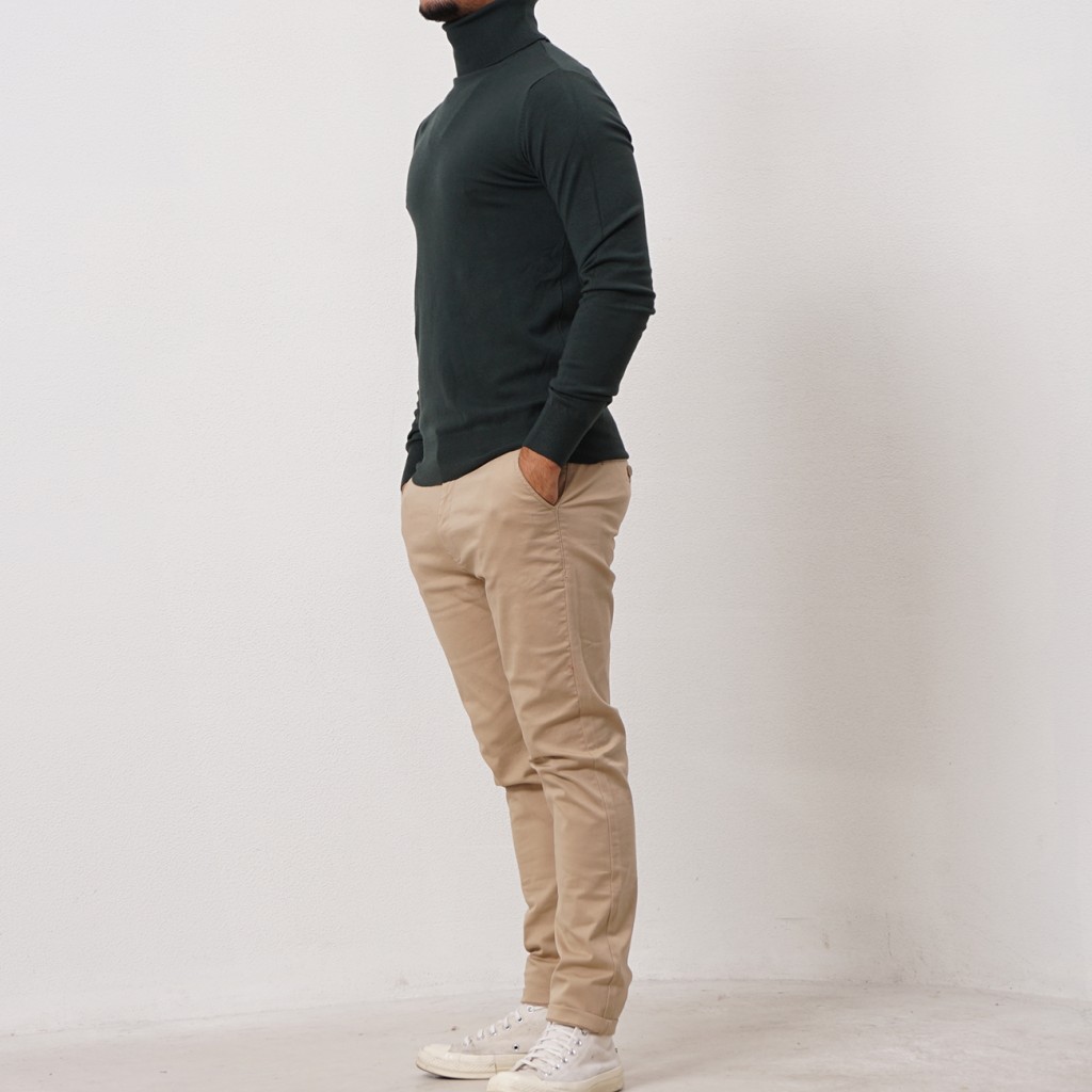 high-neck knit sweater with elastane