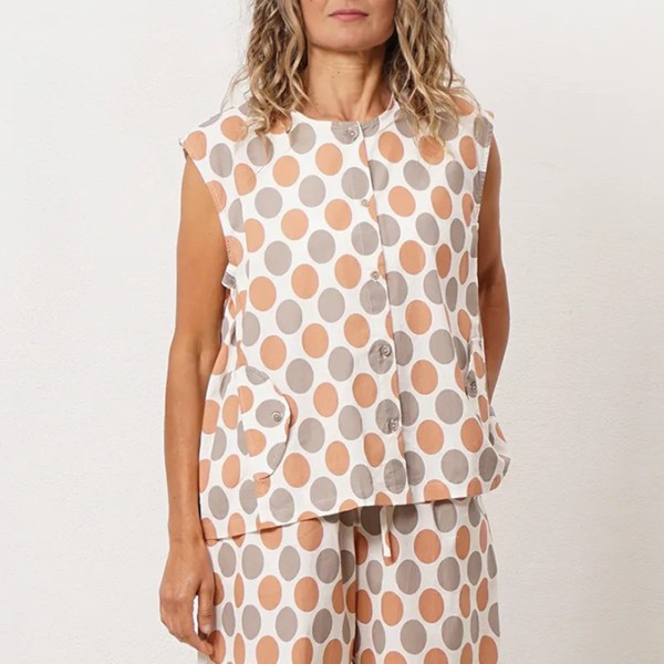 Oversized blouse in premium cotton mesh