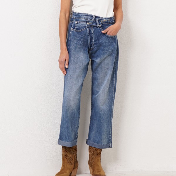 Denim pants c/  asymmetrical waistband