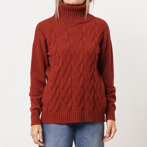 Half-collar knit shirt with braids