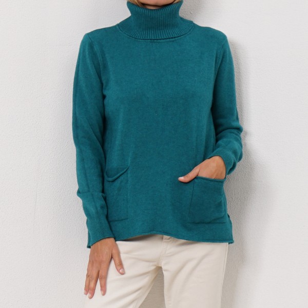 High neck knit sweater with pocket