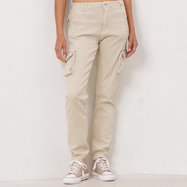 cargo pants (side pockets with studs)