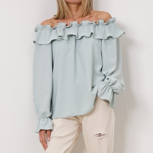 blouse with/ruffles