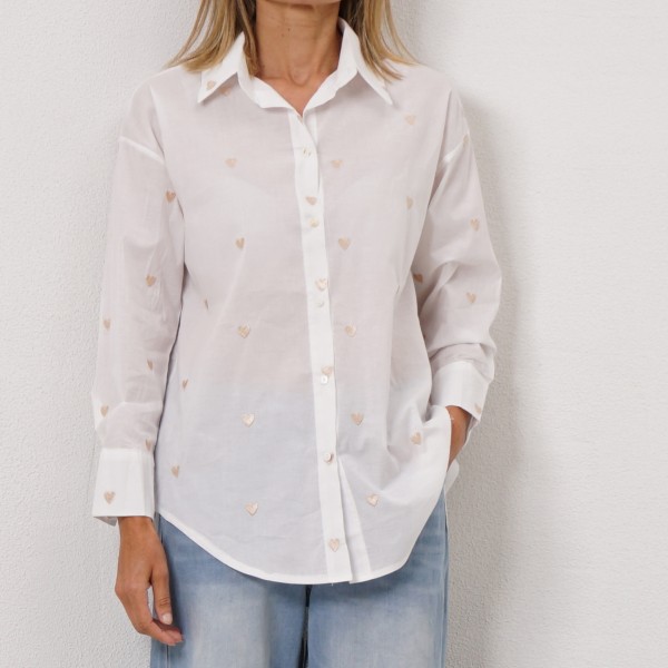 blouse with/embroidery (hearts)