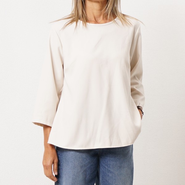 Blouse with ruffles (back)