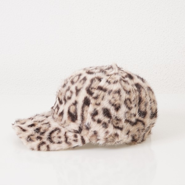 fur hat (animal print)