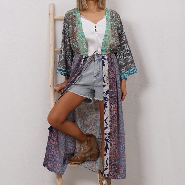 kimono with laces in viscose (soft touch)
