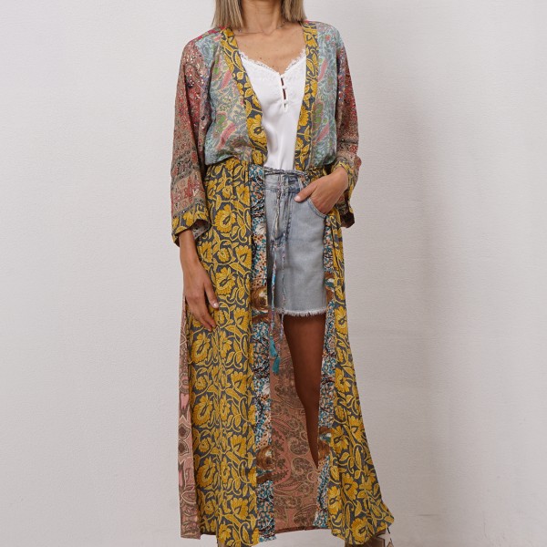 kimono with laces in viscose (soft touch)