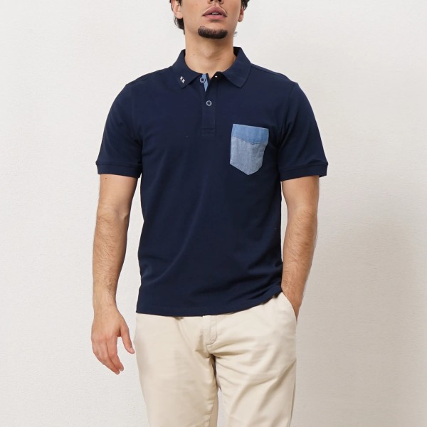 polo shirt in piqué fabric with denim pocket