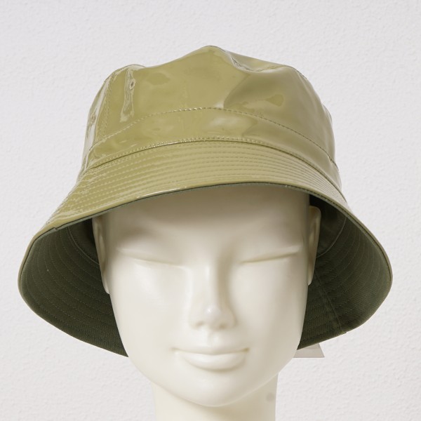 vinyl hat with cotton fabric lining