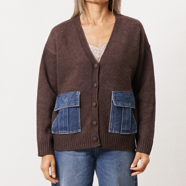 Knitted jacket with denim appliqué