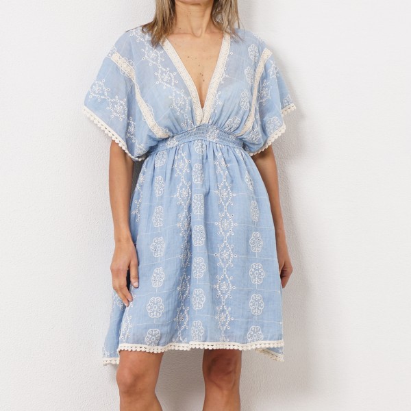 embroidered dress c/ ruffles