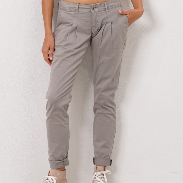 twill pants with/ pleats