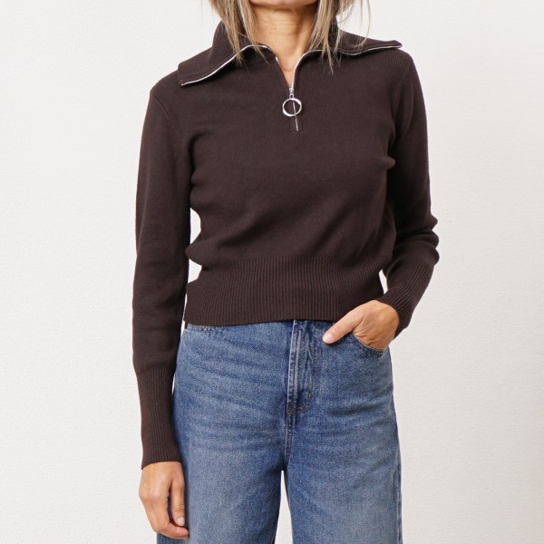 Knitted polo shirt with zipper