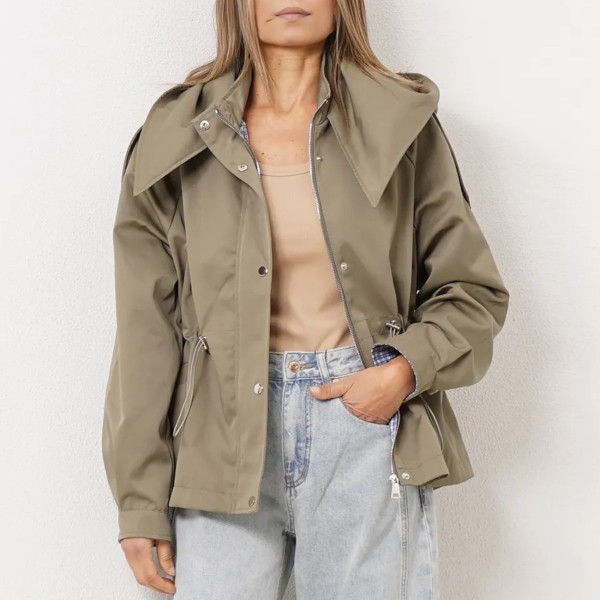 Waterproof parka with elastic drawstring (waist adjustment)