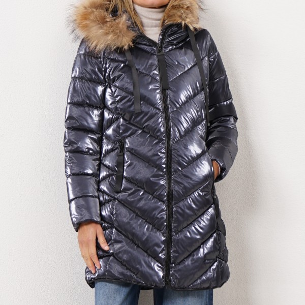 padded parka with natural fur (removable)