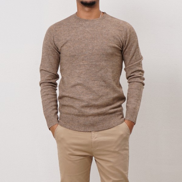 round neck knit sweater