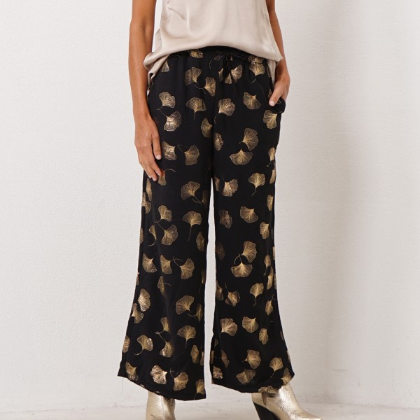 pantaloon with metallic print