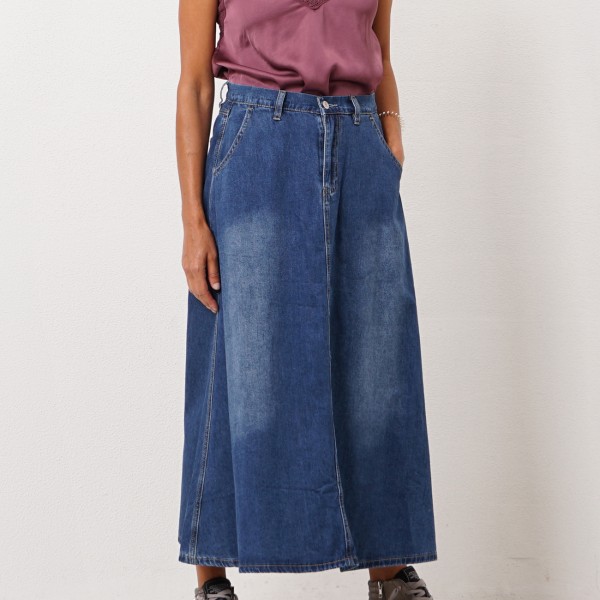 flared skirt in vintage jeans