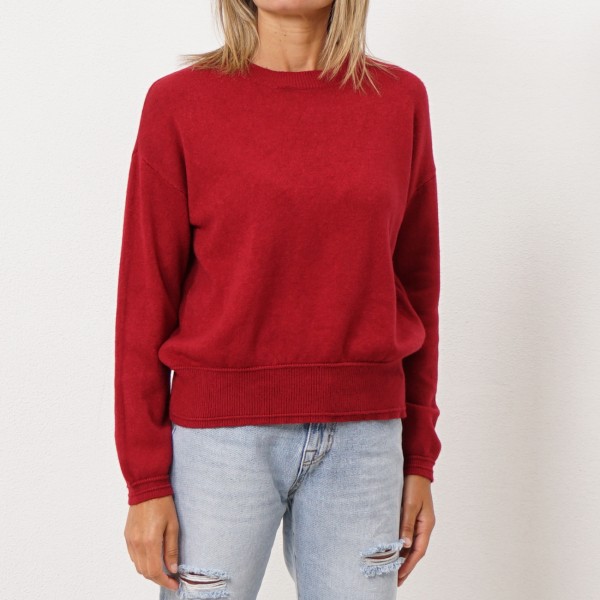 knit sweater with round neckline