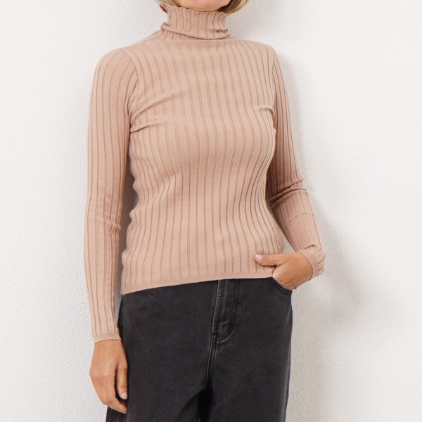 ribbed knit turtleneck sweater