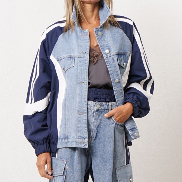 Oversized denim jacket (fabric blend)