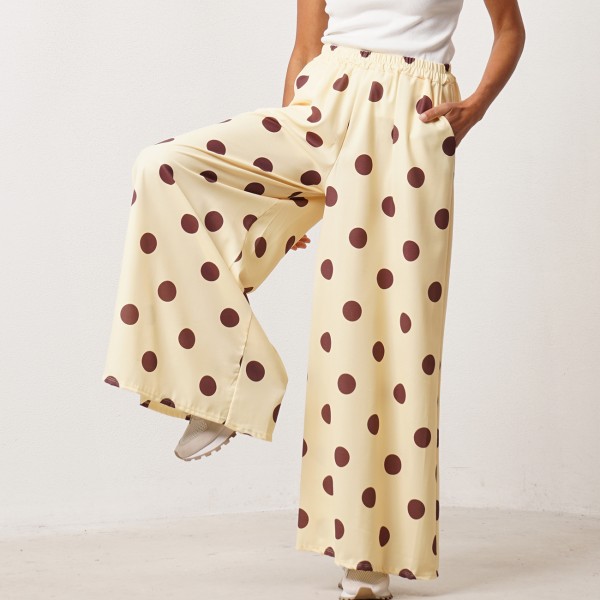 Wide-leg pants with pockets and elastic waistband