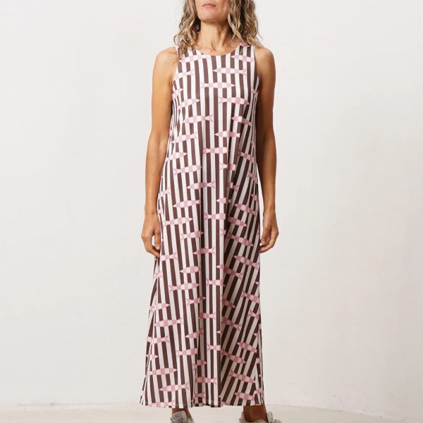 Striped dress in cool knit fabric