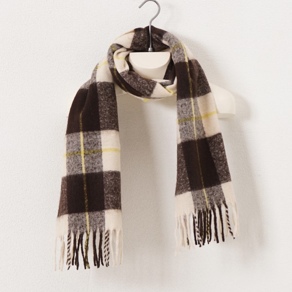 Fringed scarf with wool