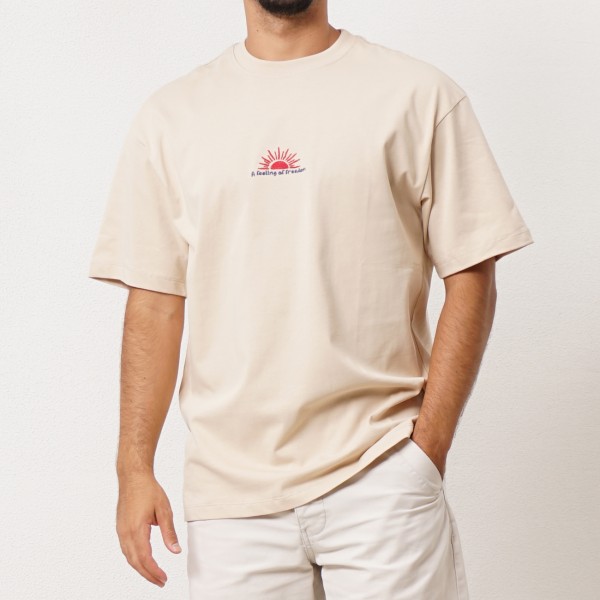 Oversize shirt with embroidery and print on the back