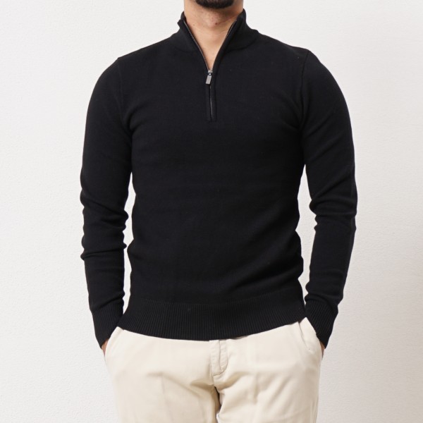 Knit sweater with trucker collar