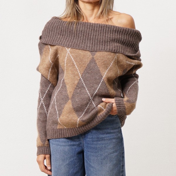 Jacquard knit sweater with a drop collar
