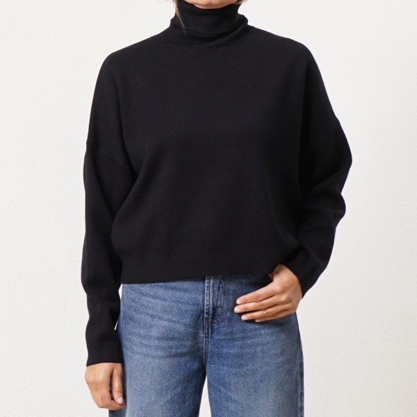knitted sweater