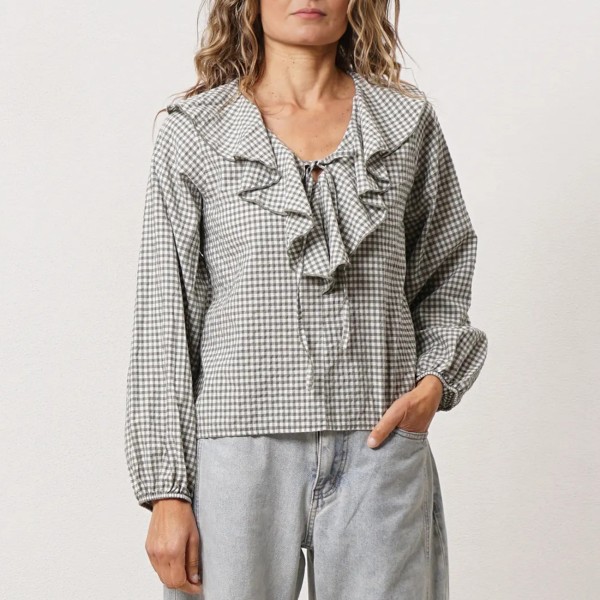 Blouse with gingham pattern ruffles