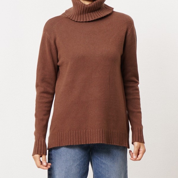 High-neck knit sweater