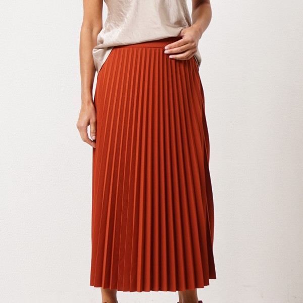 Pleated skirt
