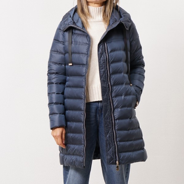 Hooded parka with down filling