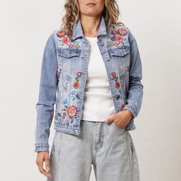 Cowboy jacket in denim embroidered with sequin appliqué