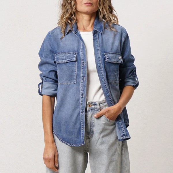 Denim blouse with flap pockets