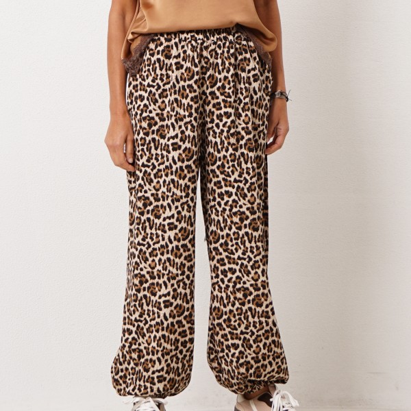 Pants with cuffs (animal print)