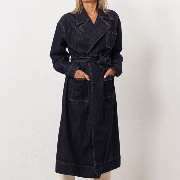 trench coat on jeans