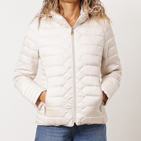Quilted jacket with hood