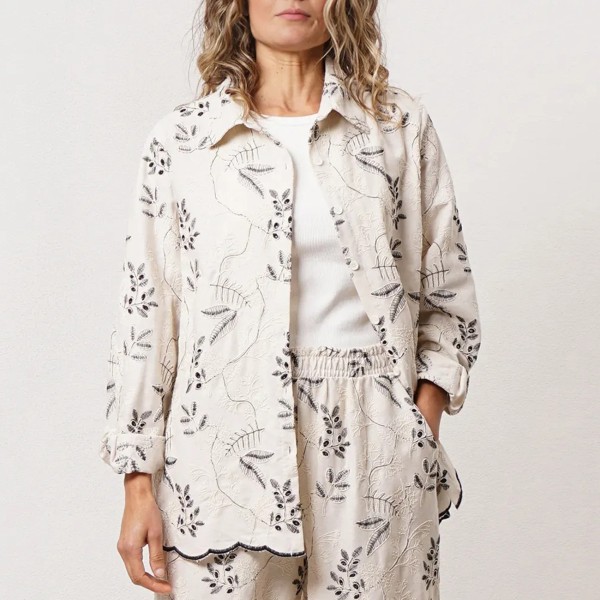 Blouse with embroidered linen