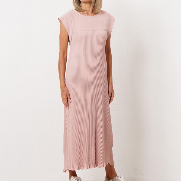 crepe dress with pleats