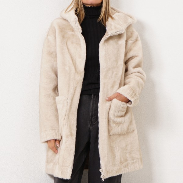 smooth faux fur coat (premium)