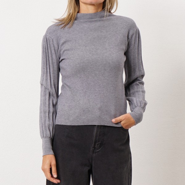 knit sweater with pleated sleeves