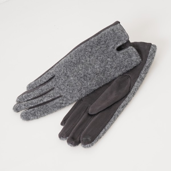 gloves with a mix of ecological and farm leather