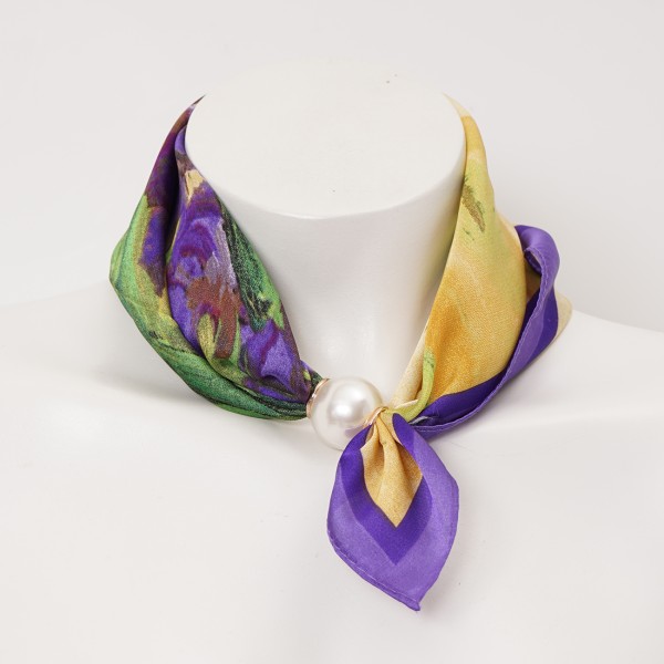 Silk/viscose scarf with pearl (magnet)