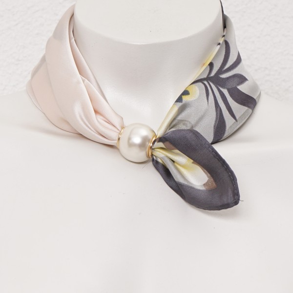 Silk/viscose scarf with pearl (magnet)