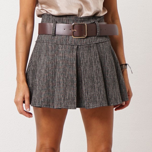 Fabric skirt/shorts with pleats